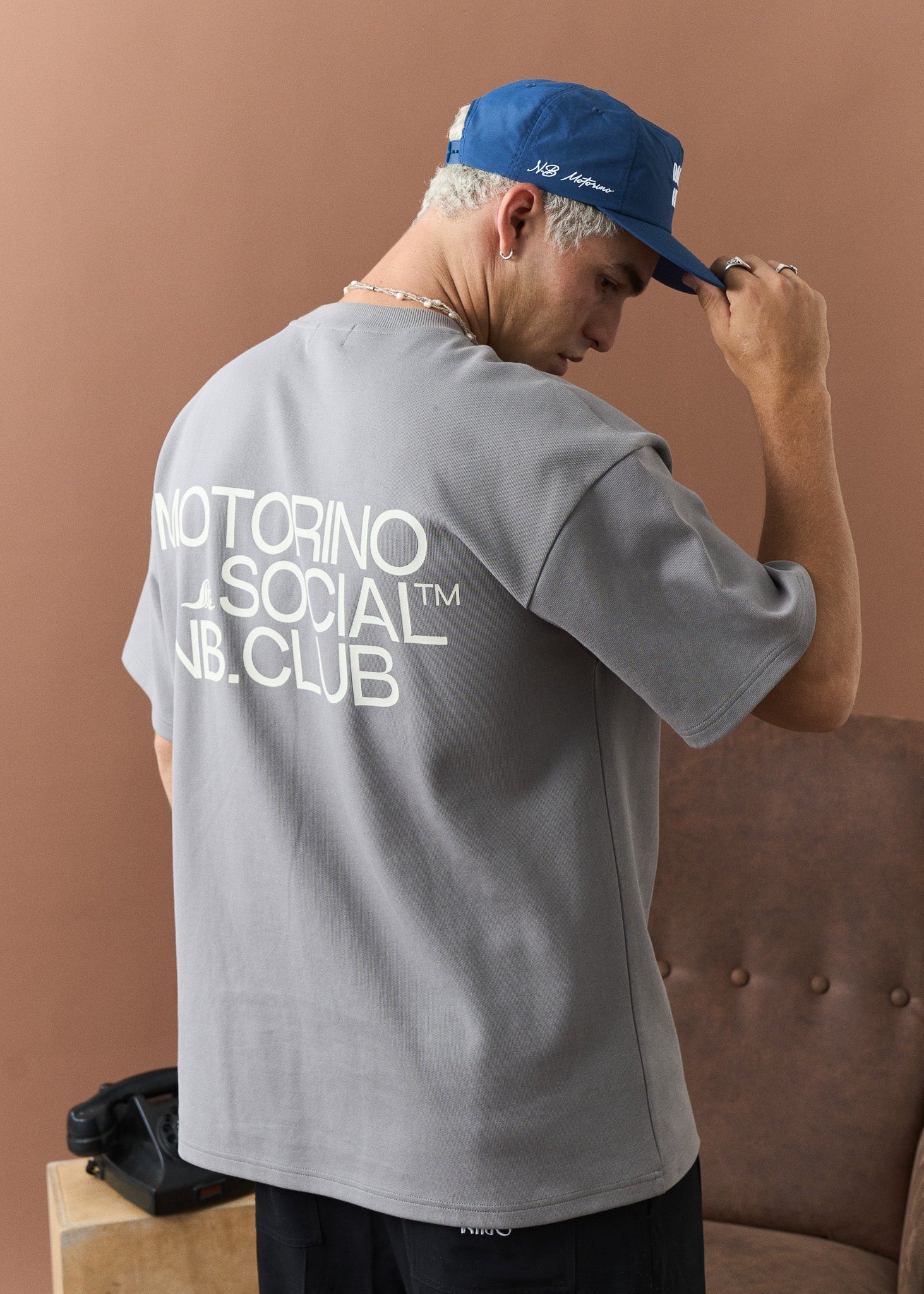 Club Heavy Tee - Washed Grey - Image 5