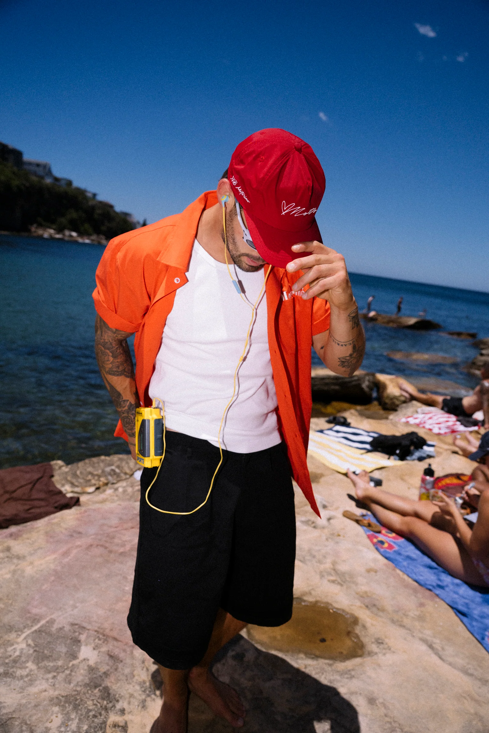 Moto Essential Hat - Reds - Image 6