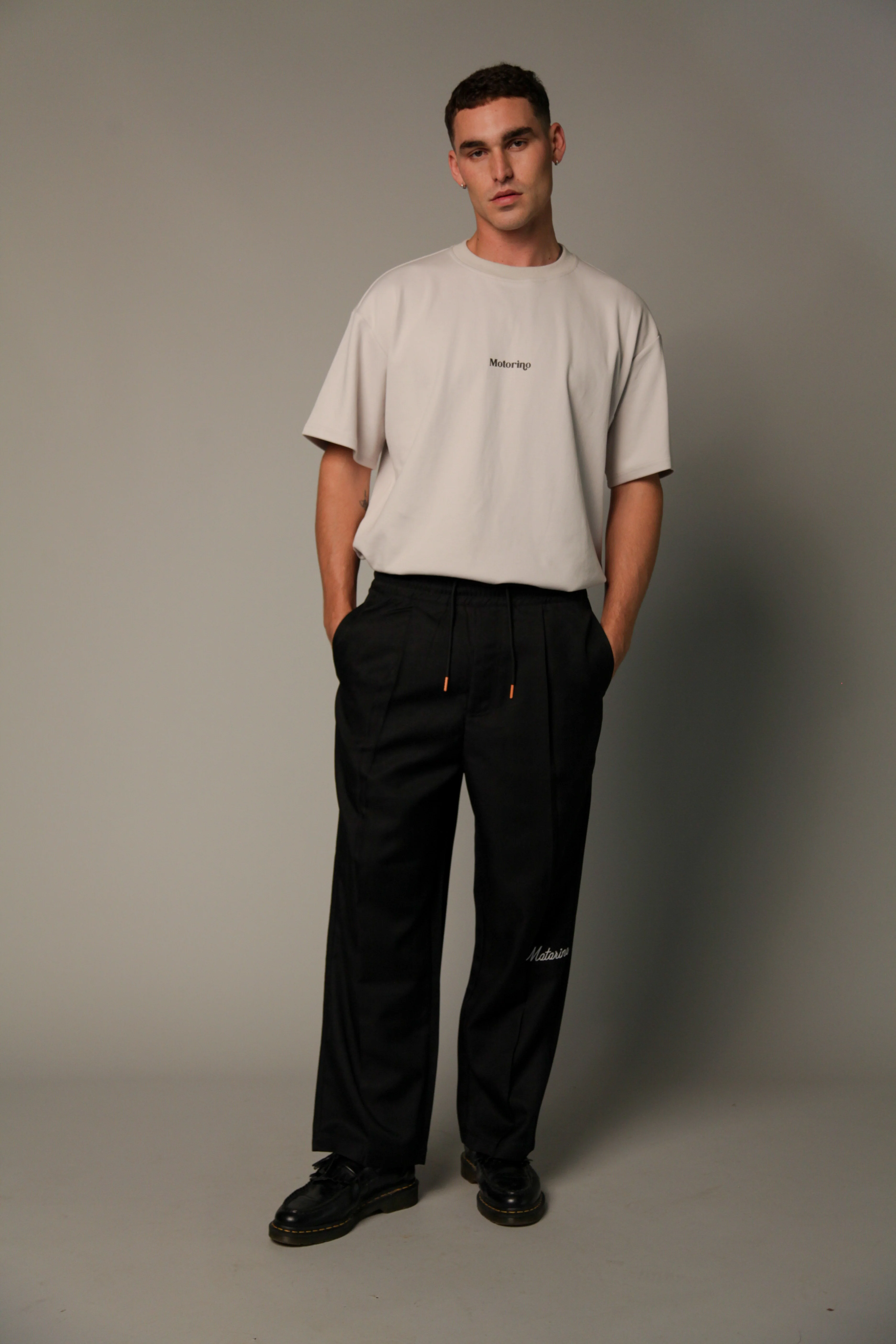 Everyday Pleat Pant - Black - Image 3