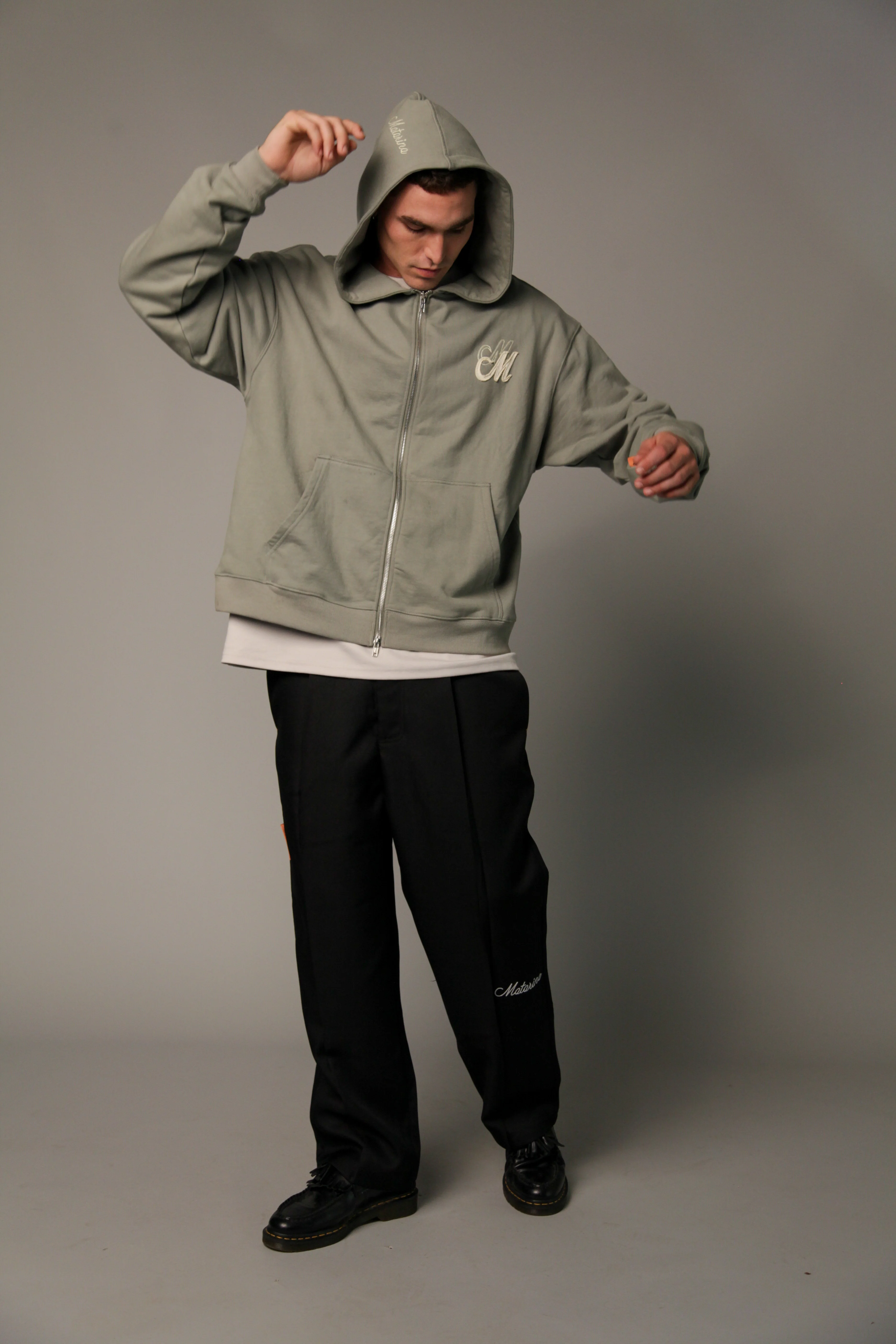 Everyday Pleat Pant - Black - Image 6